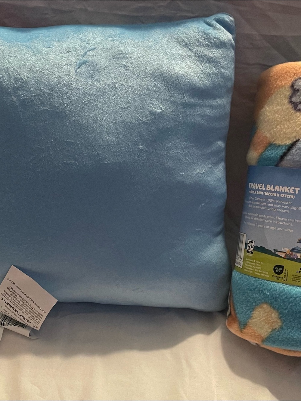 NWT Bluey Family Throw Pillow and Travel Blanket - Picture 8 of 9